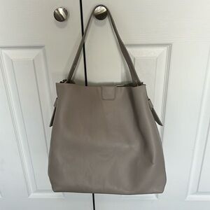 Gently used Shiraleah purse